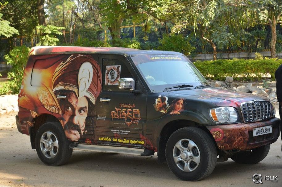 Balakrishna-Flagging-NBK-Helping-Hands-All-India-Shata-Punyakshetra-Jaitrayatra